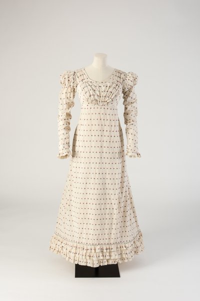 White woven cotton frock with red and blue fleck, 1816 by Unbekannt Unbekannt